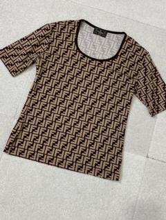 7625. FENDI ズッカ 総柄 半袖 Tシャツ 7625. FENDI ズッカ 総柄 半袖 Tシャツ - メルカリ