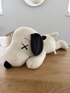 【タグ付・未使用】UNIQLO×KAWS×スヌーピー ぬいぐるみM 白黒セット ☆UNIQLO☆スヌーピー KAWS×PEANUTS ぬいぐるみ M 白黒セット
