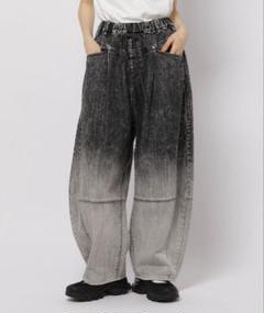 新品未使用2024AWニコアンド　ケミカルグラデーションデニムmd niko and（ニコアンド）の「【NKJ 2024AW】FRINGE WIDE DENIM