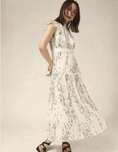 FRAY.I.D シフォンプリーツプリントワンピース美品ノースリーブワンピース