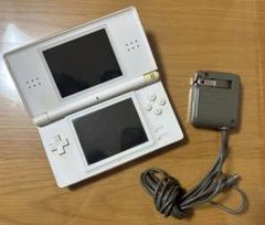 任天堂　ニンテンドーDS Lite ホワイト 本体　ACアダプター付き