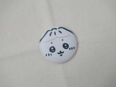 ちいかわ ぷにぷに缶バッジ ハチワレ ノベルティ