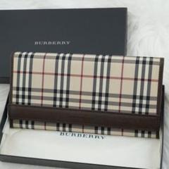 新品未開封 BURBERRY トランプ カード ノバチェック 箱付き 未使用】BURBERRY PVCノバチェック長財布 ギャランティカード箱