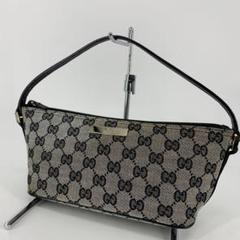 外側美品》 GUCCI グッチ ボックスカーフ バニティ 丸型 レディロック