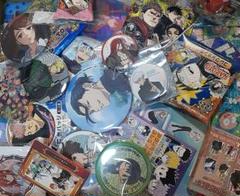 鬼滅の刃＆呪術廻戦＆ちいかわ＆ナルト等、缶バッジ等、アニメまとめ売り400点以上 ナルト＆呪術廻戦鬼滅の刃等アニメキャラクターまとめ売り缶バッジ