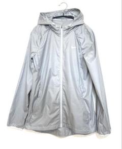 ⭐︎美品⭐︎Nike⭐︎レディース　ウィンドブレーカー フード付　薄いグレー　Mサイズ