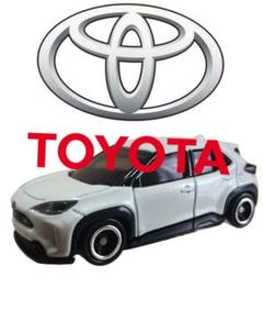 トミカ　トヨタ　ヤリスクロス　GR　スポーツ　ローダウン　カスタム　ミニカーのサムネイル