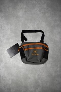 ARC’TERYX BEAMS ウエストバッグ ポーチ 53-13-163 ARC'TERYX BEAMS ウエストバッグ ポーチ 53-13-163 - メルカリ