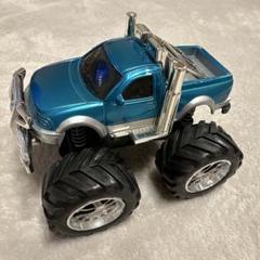 青 モンスタートラック 大型タイヤ　おもちゃ