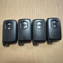 送料無料　トヨタ純正スマートキー20個セット プリウスZVW30アクアnhp10 送料無料 トヨタ純正スマートキー20個セット プリウスZVW30