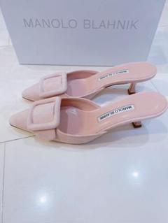 2025年最新】manolo blahnik メイセールの人気アイテム - メルカリ