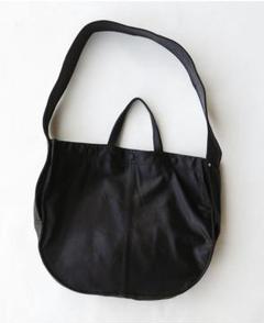 CCU レザーショルダーバッグ TOBY SHOULDER BAG