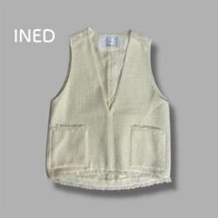 INED 三尋木奈保コラボ 今どき上品 ツイードベスト INED×Editor三尋木奈保｜フランドル（FLANDRE）オンライン