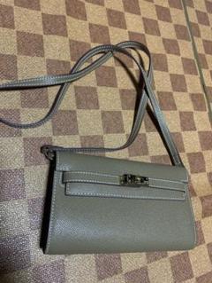 Mal.購入☆お財布ショルダーバッグ　美品　エトゥープ　rerereさんセレクトのサムネイル