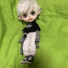 アイシードールカスタム シルバーヘアの男の子 アウトフィット付き カスタムアイシードール カスタムドール icy 男の子 ブライス