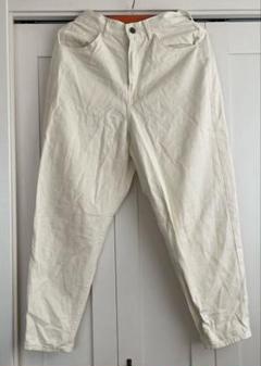 スタディオクリップ　テーパードパンツ オフホワイト【美品】