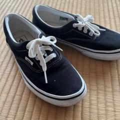 #VANS ブラック スニーカー ローカット22.5のサムネイル