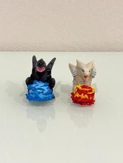ポケモン　指人形　ゼクロム　レシラム　キメわざ
