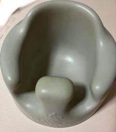 Bumbo バンボ　ベビー椅子　安全ベルト付き　赤ちゃん用座椅子
