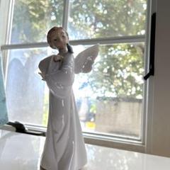 NAO陶器製 フィギュア　スペイン製　天使の像 約20cm NAO陶器製 フィギュア スペイン製 天使の像 約20cm Amazon.co.jp