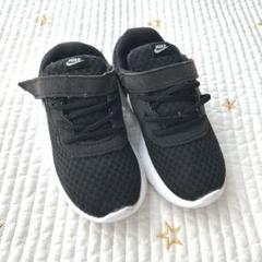 Nike ブラック スニーカー タンジュン