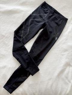 ２XU コンプレッションタイツ レディース　XSサイズ BLKトレーニングウェア
