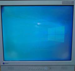 （ジャンク）EIZO FlexScan L565 17インチ モニター 本体 白