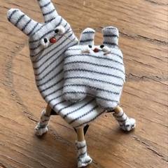 ミナペルホネンailストライプうさぎミニチュアチェアとクッション ハンドメイド