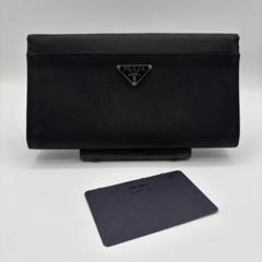 美品 PRADA プラダ 三角プレート テスートナイロン 二つ折り財布 長財布