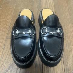 ほぼ新品GUCCI ホースビット レザー ミュール ローファー ブラック 35のサムネイル