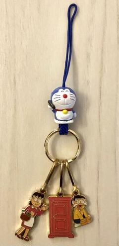 ドラえもん キーホルダー チャーム 未使用品のサムネイル