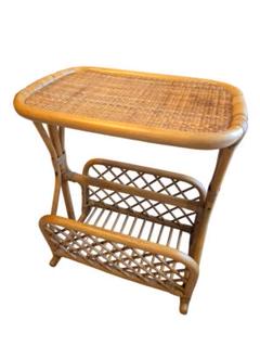 古いラタンのサイドテーブル 籐家具 マガジンラック