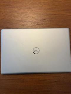 DELL Inspiron 15 3520 ノートパソコンのサムネイル