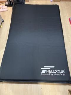 FIELDDOOR インフレーターマットLサイズ5cm厚　２枚 Amazon.co.jp: FIELDOOR 車中泊マット 5cm厚 【Lサイズ/ブラウン