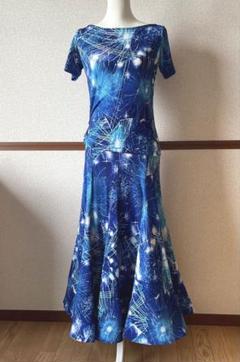 【チャコット】社交ダンスドレス ネイビー 花柄　ブルー系　M チャコット】社交ダンスドレス ネイビー 花柄 ブルー系 M 社交ダンス