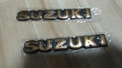 SUZUKI 凹みエンブレム バイクタンク SUZUKI 凹みエンブレム バイクタンク（SUZUKI 旧車（ﾊﾞｲｸ）のﾀﾝｸ