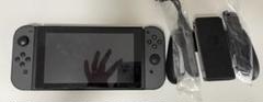 Nintendo Switch 本体＋Joy-Conグリップandストラップのサムネイル