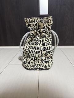 CHANEL 巾着バッグ黒×白 ロゴ入り 内側総柄