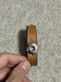 Louis Vuitton レザーブレスレット 花装飾