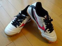 【送料込、美品】LANCAMENTO トレーニングシューズ 23.5ｃｍ／ミズノ