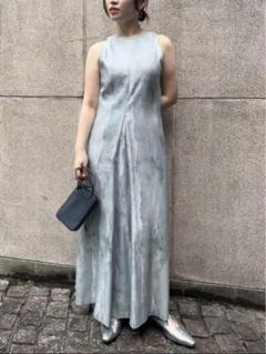 バックオープンジャガードドレス 0