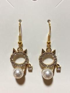 猫デザイン ピアス(ゴールド・シルバー)