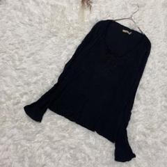 Vネックチュニック　ブラック　刺繍　フレア袖　シワ加工
