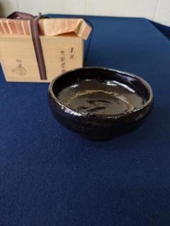 松楽　黒楽茶碗　銘有り　共箱　直径11.8cm 東H5-0724③ Yahoo!オークション -「黒楽茶碗 松楽」の落札相場・落札価格