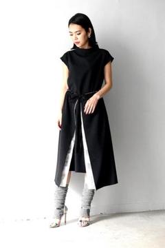 【大幅値下げ！】ROOM211 side Wrap dressのサムネイル