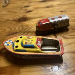 ❤︎むかし懐かしいブリキのおもちゃ　電車and船