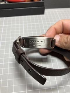【新品未使用】COACHメンズ レザープレスレット 2025年最新】COACH メンズ ブレスレットの人気アイテム - メルカリ