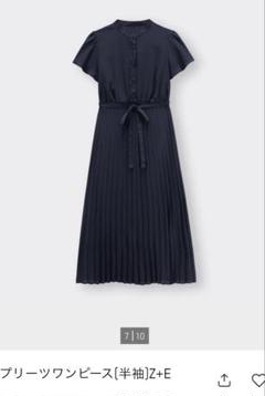 GU プリーツワンピース 半袖 ネイビー ペチコート付き