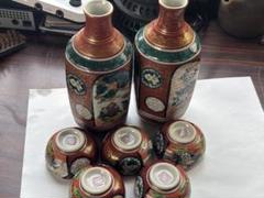 古九谷　九谷焼　徳利　明治九谷　庄三　飯田屋　宮本屋窯　赤絵　金彩　本金　１客 九谷赤絵の極致 ―宮本屋窯と飯田屋八郎右衛門の世界― – artscape