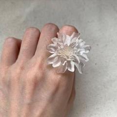 透明花デザインリング